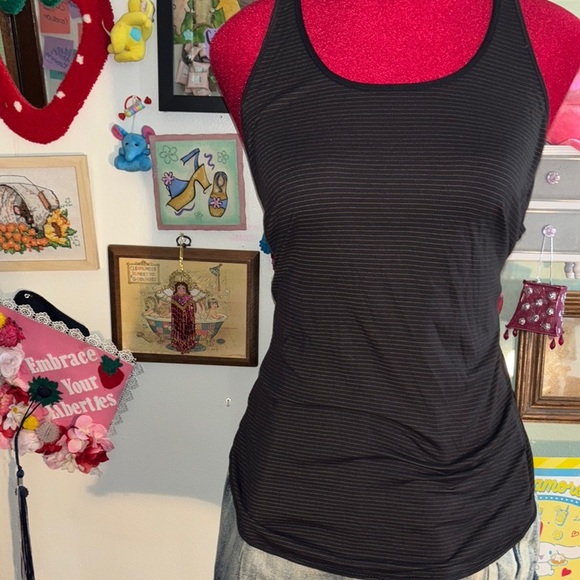Lululemon Athletica Black Fitted Ruched Tank Top - Picture 1 of 4